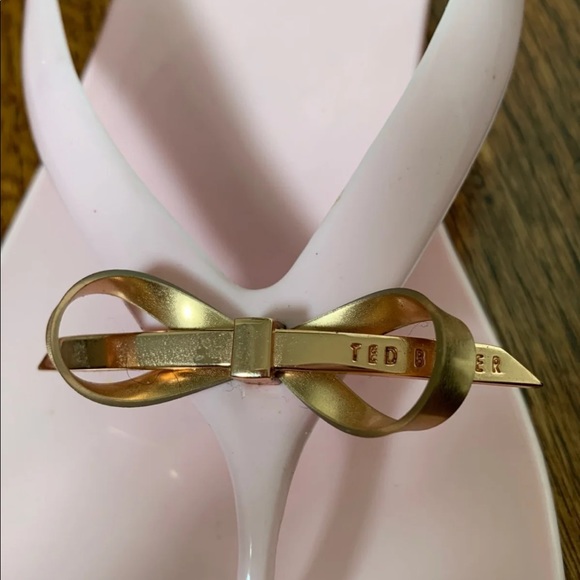 ✰ TED BAKER FLIP FLOPS (PINK) ✰ - Picture 3 of 5